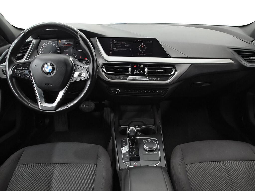 BMW Serie 1 118d Business Auto // 68.006 KM