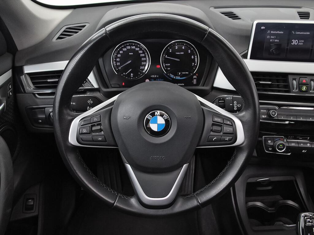 BMW X1 sDrive18i // 71.441 km