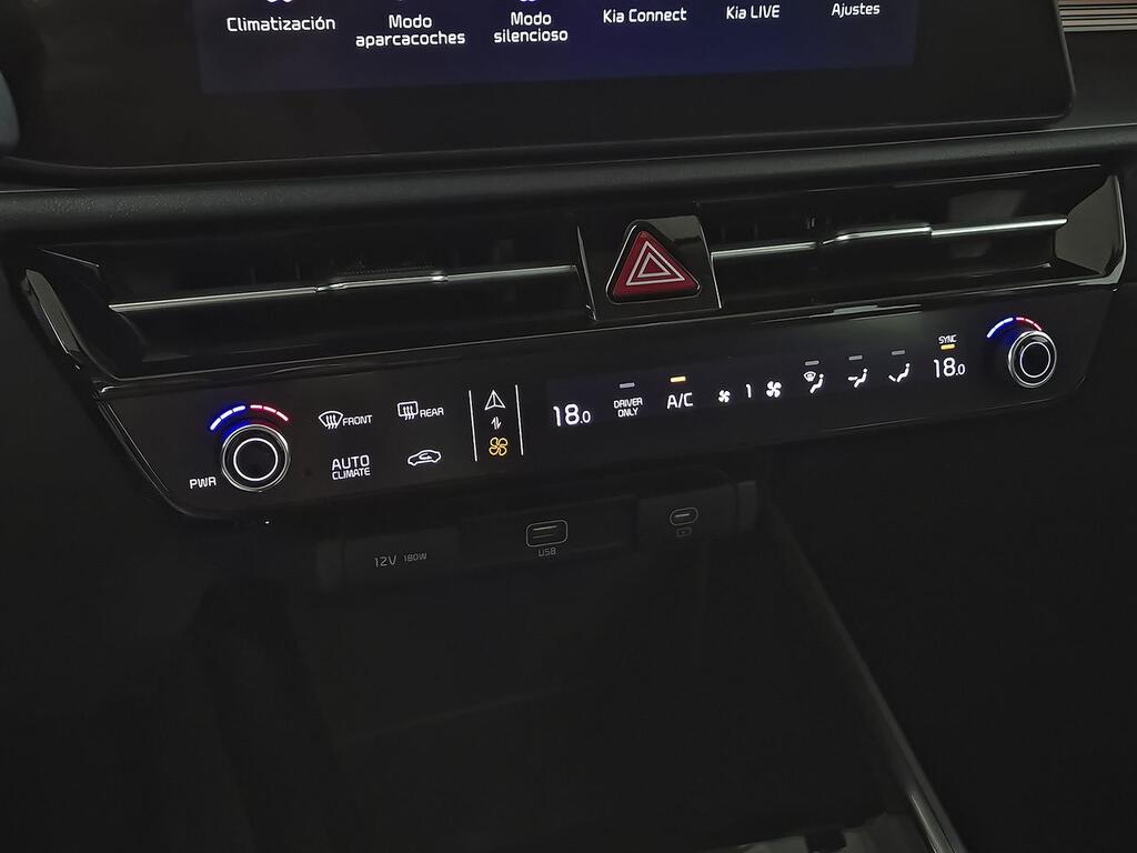Kia Niro 1.6 GDi PHEV 104kW (141CV) Drive // 22.548 km