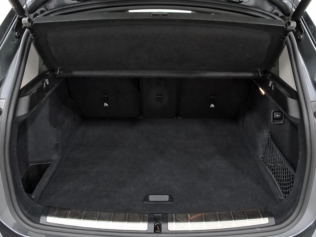 BMW X1 sDrive18i // 71.441 km