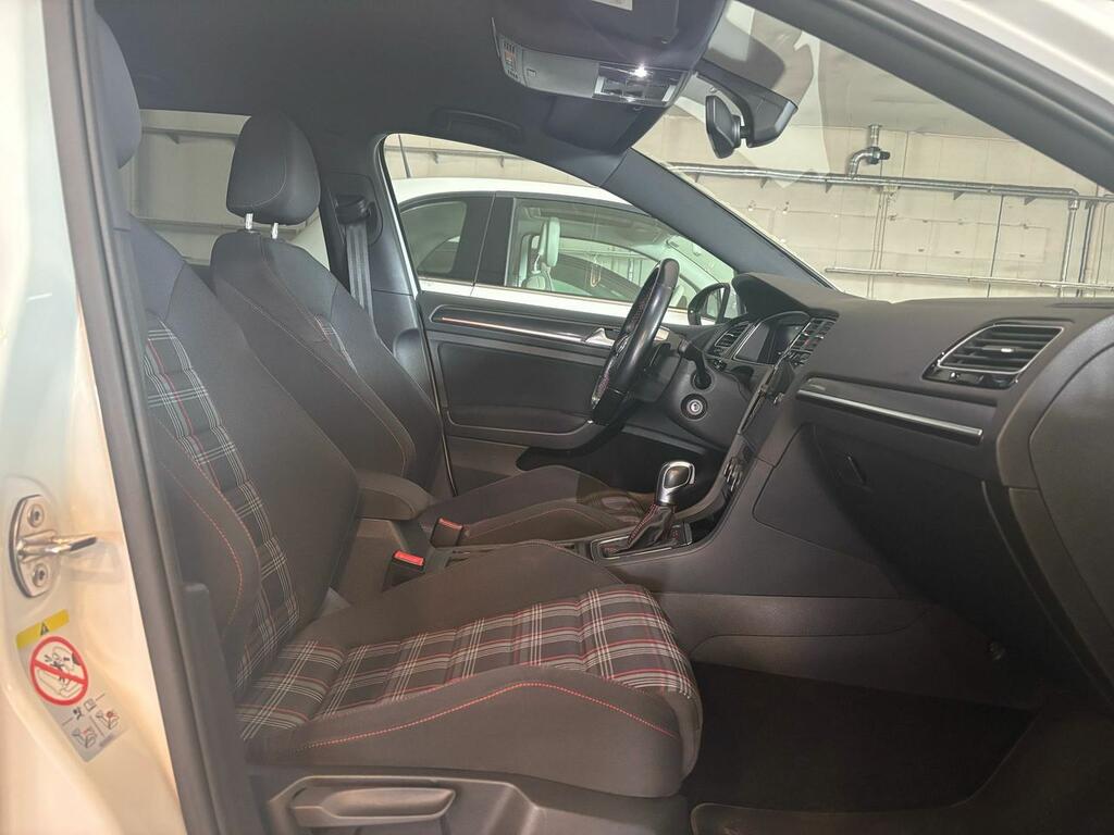 Volkswagen Golf GTI Performance 2.0 TSI 180kW(245CV) DSG