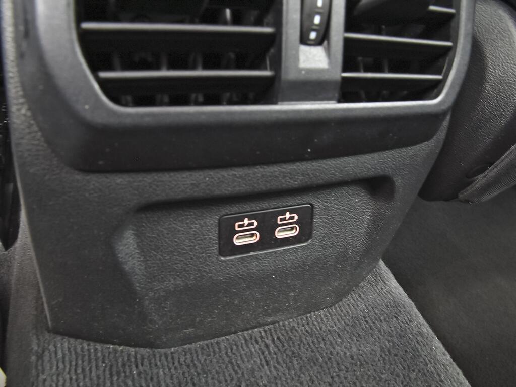 BMW Serie 1 118i (140 CV) // 63.400 km