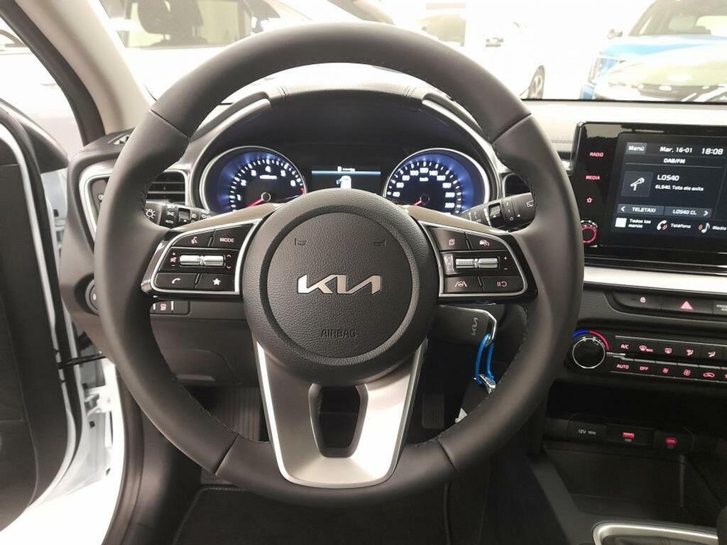 Kia Ceed 1.0 T-GDi 88kW (120CV) Drive 120 CV // 29.500 km