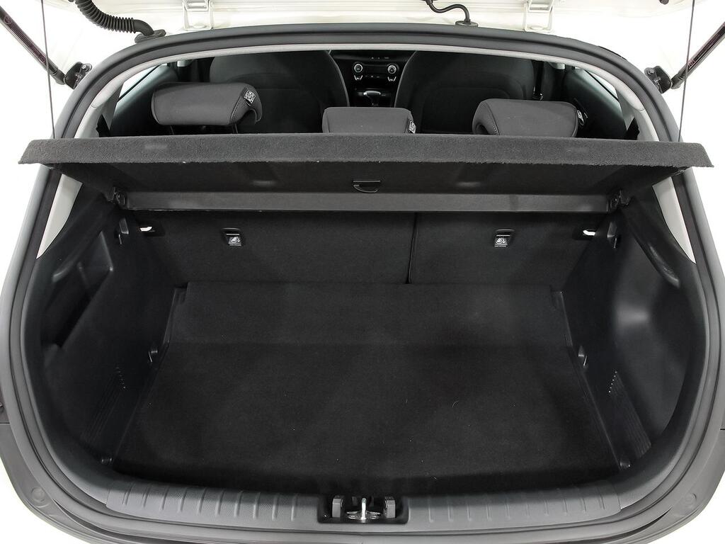 Kia Stonic 1.0 T-GDi 88kW (120CV) MHEV iMT Drive // 9.000 km