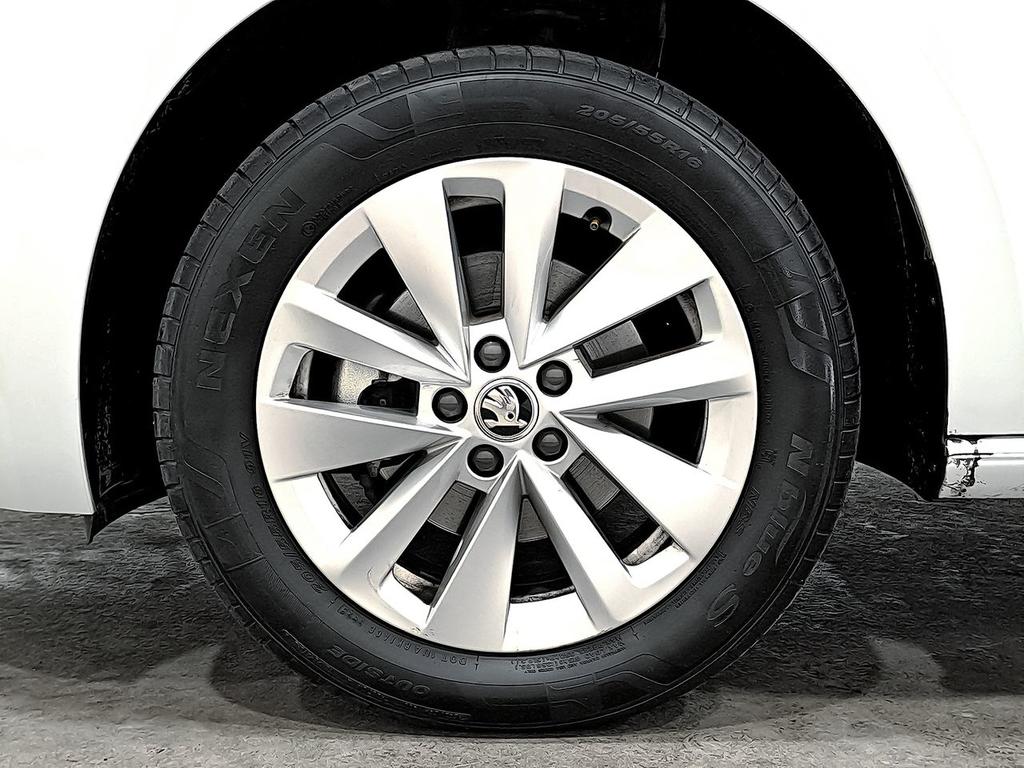 Skoda Scala 1.0 TSI 81KW (110 CV) Ambition 110 CV