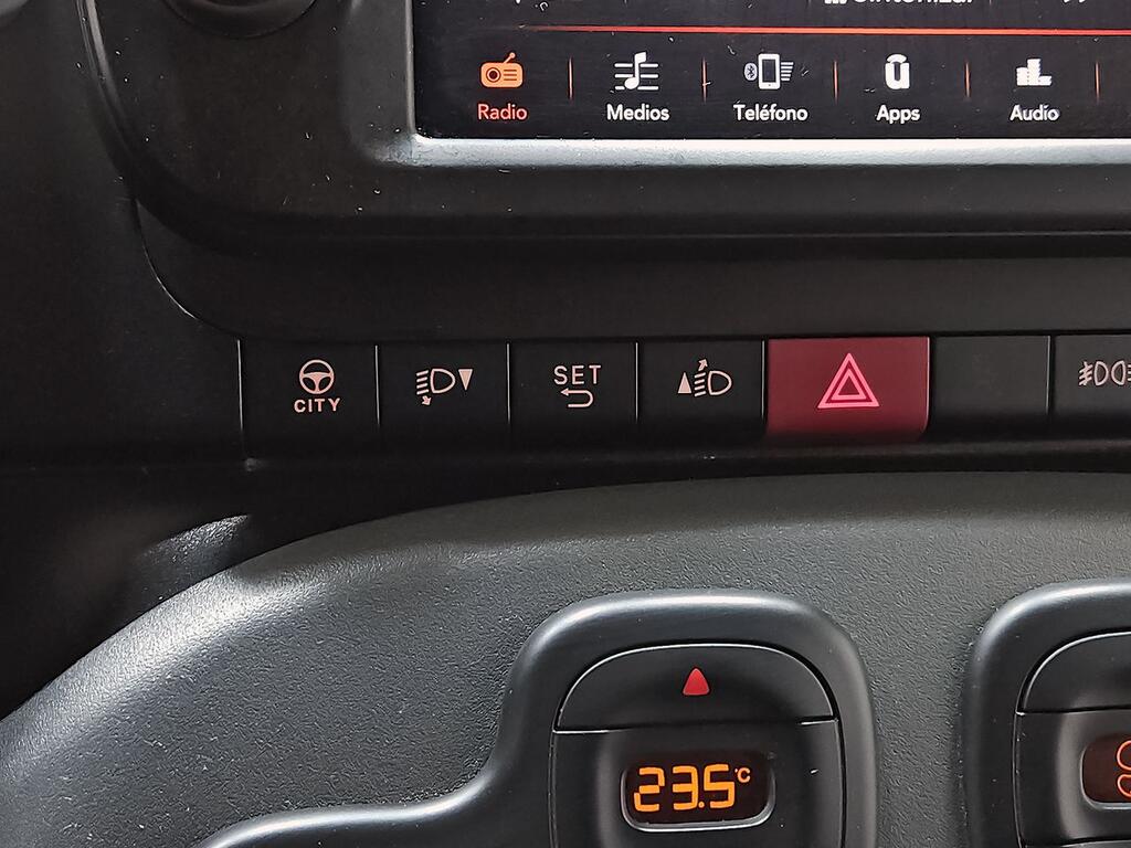 Fiat Panda City Life Hybrid 1.0 Gse 51kw (70CV) // 50.822 km