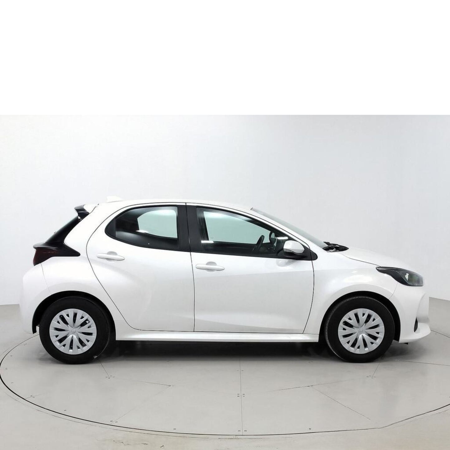 Toyota Yaris 1.0 70 Business // 48.670 km