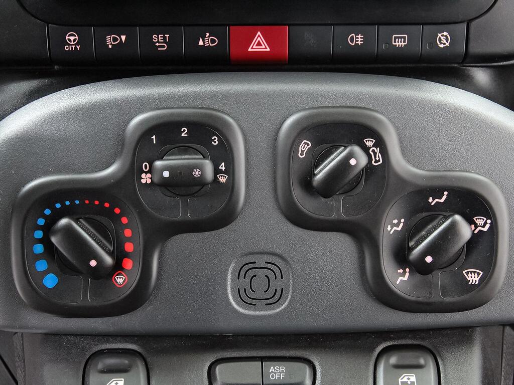 Fiat Panda City Life Hybrid 1.0 Gse 51kw (70CV) // 50.996 km