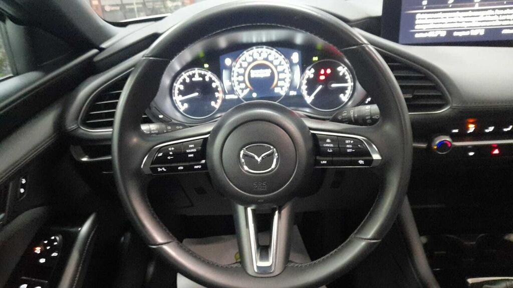 Mazda 3 2.5L e-SKYACTIV G MHEV 103kW Prime-line // 25.725 km