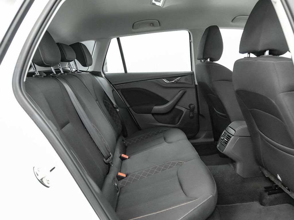 Skoda Kamiq 1.5 TSI 110kW (150CV) AMBITION // 67.782 km