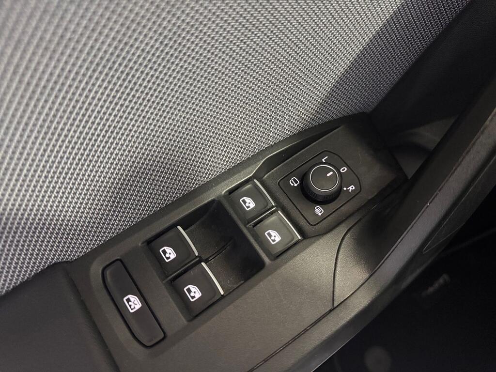 SEAT Leon 1.0 TSI 81kW S&S Style Go // 78.867 km