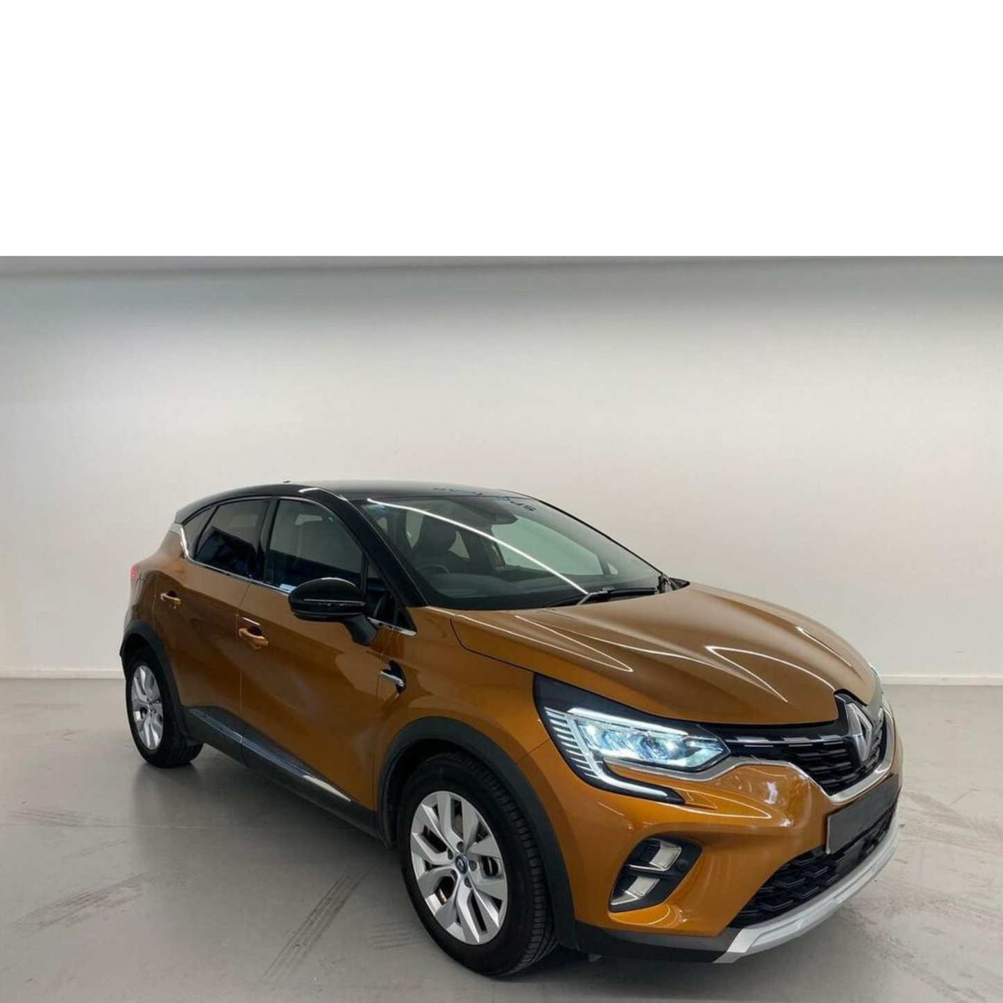 Renault Captur Zen E-TECH Híbrido enchufable 160cv // 43.860 km