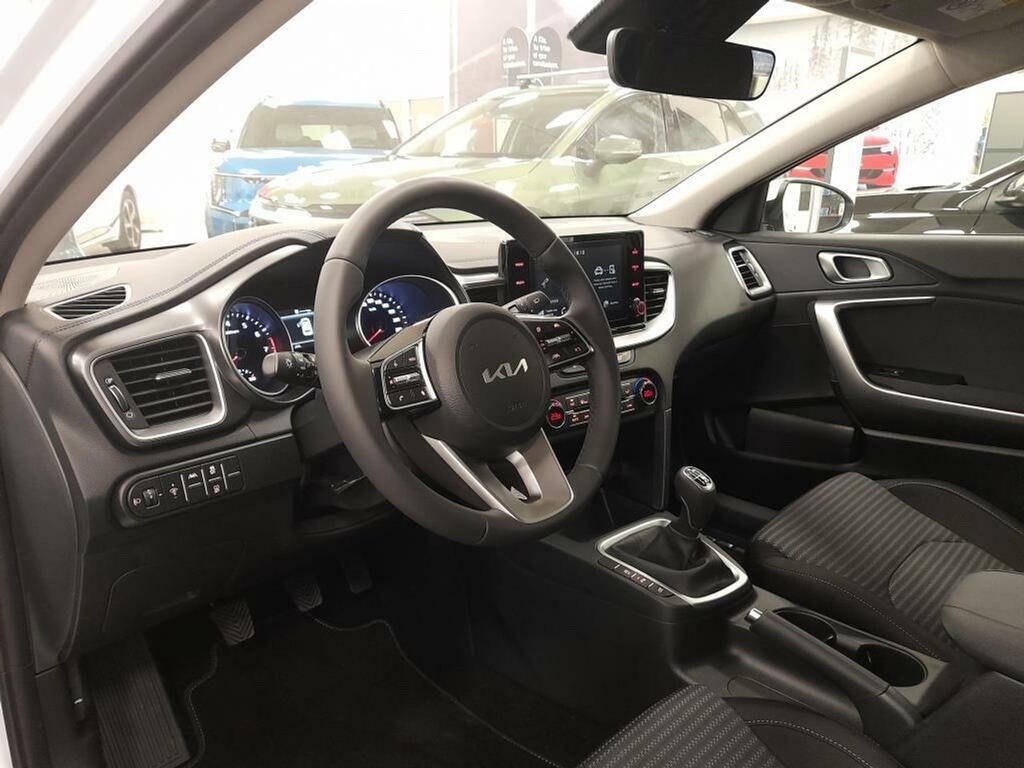 Kia Ceed 1.0 T-GDi 88kW (120CV) Drive 120 CV // 29.500 km