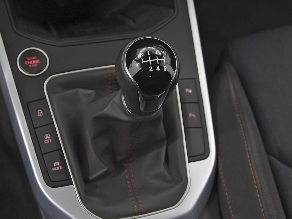 SEAT Arona 1.0 TSI 81kW (110CV) Xperience Plus  //  41.565 km