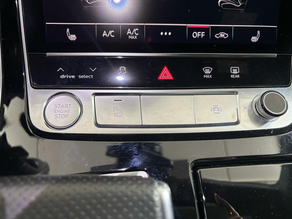 Audi Q8 45 TDI 170kW Black L quattro tiptronic 231 CV // 70.462 km