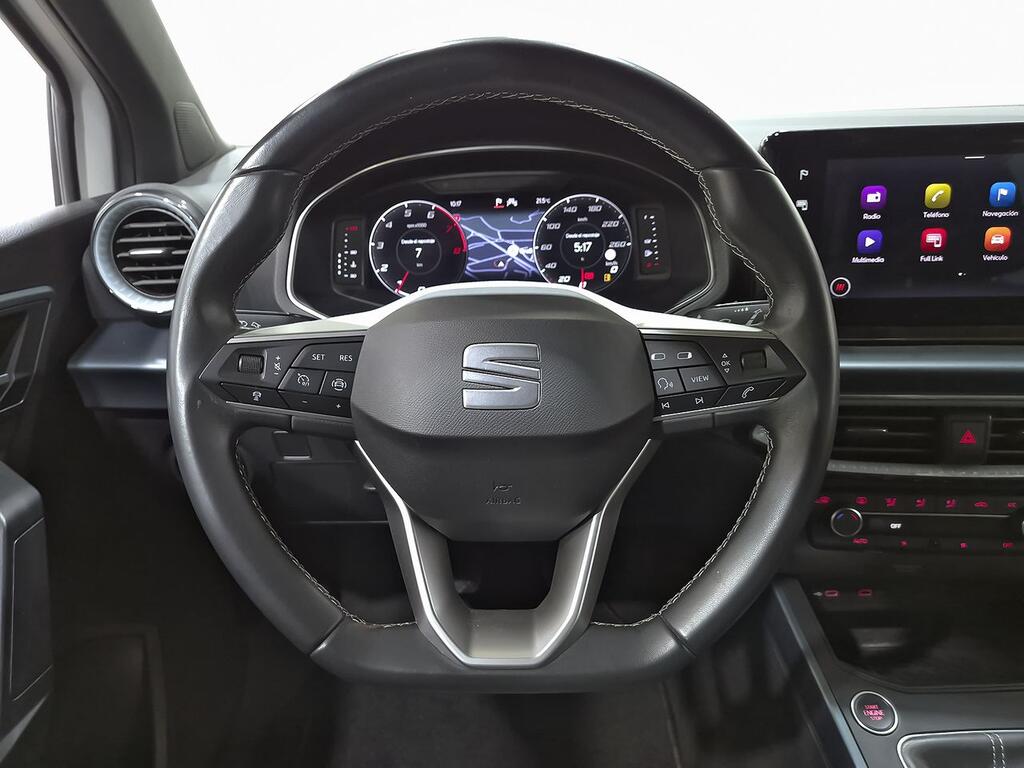 SEAT Arona 1.0 TSI 81kW (110CV) Xperience Plus  //  41.565 km