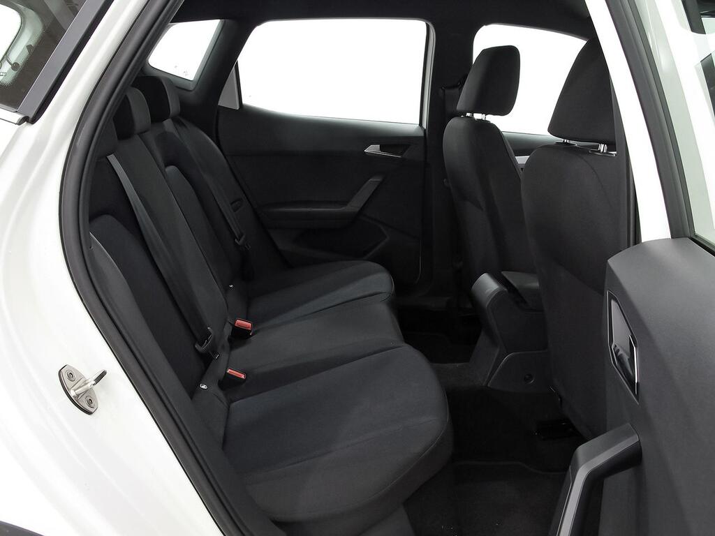 SEAT Arona 1.0 TSI 81kW (110CV) Xperience Plus  //  41.565 km
