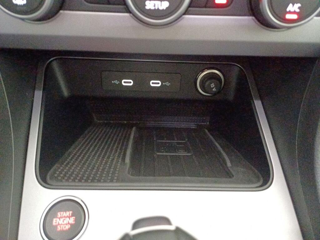 SEAT Ateca 1.5 TSI 110kW DSG FR Special Edition // 19.318 km