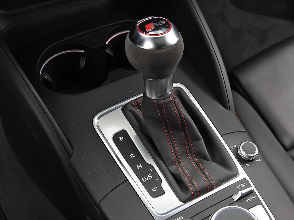 Audi RS3 Sportback TFSI 294kW quattro S tron 400 CV