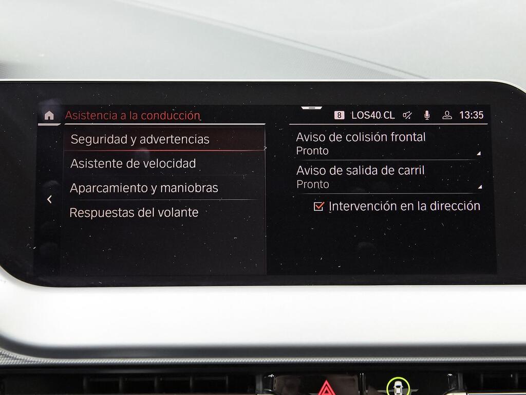BMW Serie 1 118d Business Auto // 68.006 KM