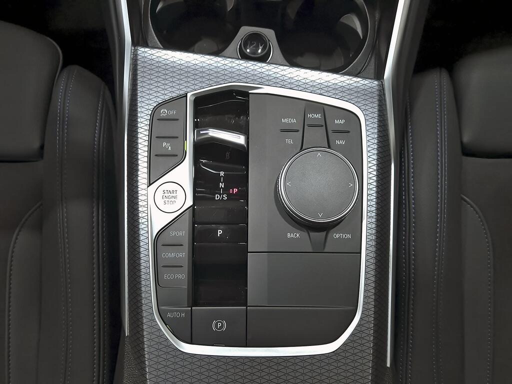 BMW Serie 3 318d Auto.Touring // 28.329 km