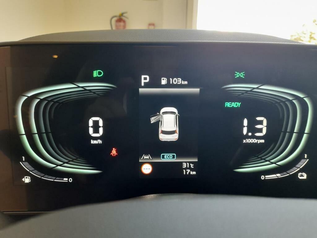 Kia Niro 1.6 GDi HEV 95kW (129CV) Drive 129 CV // 1 km
