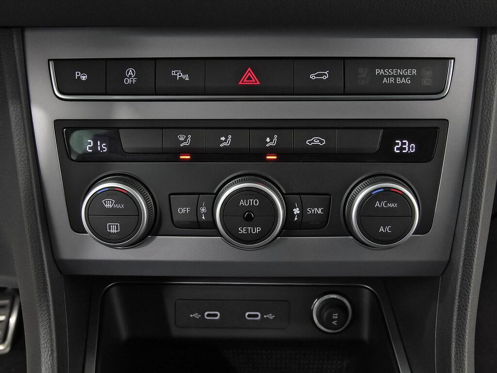 SEAT Ateca 1.5 TSI 110kW DSG FR Special Edition  //  15.356 km