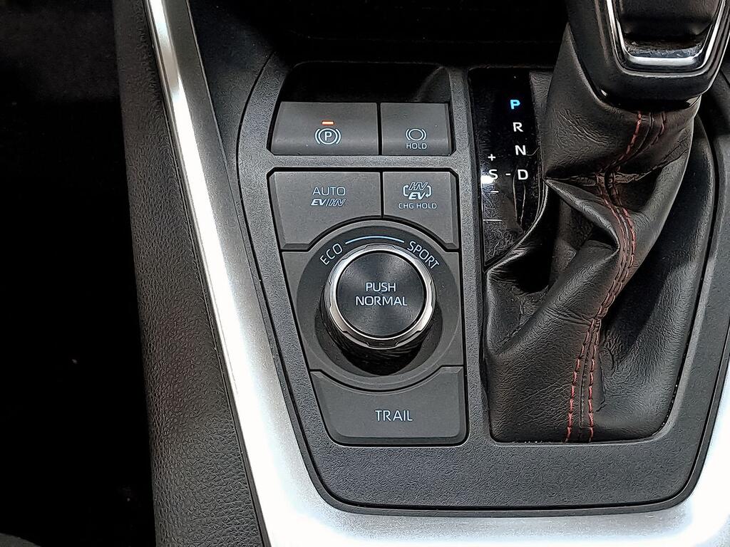 Toyota Rav4 2.5l PLUG-IN 300PH (e-CVT) Advance