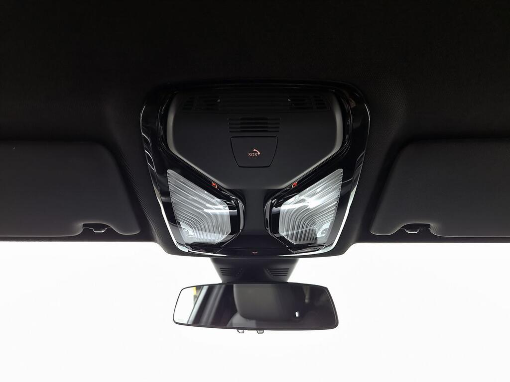 BMW Serie 3 318d Auto.Touring // 28.329 km