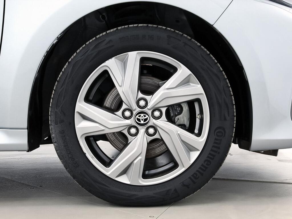Toyota Yaris 1.5 120H Active Plus // 34.021 km