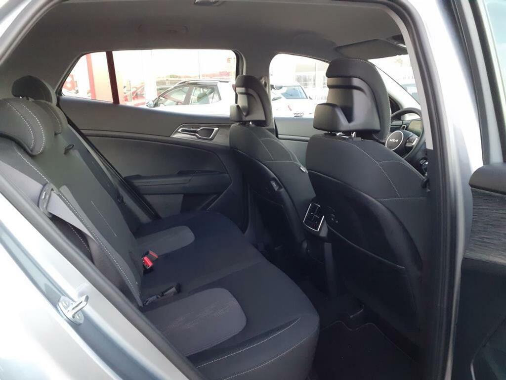 Kia Sportage 1.6 T-GDi MHEV Tech 4x4 DCT (180CV) // 18.000 km