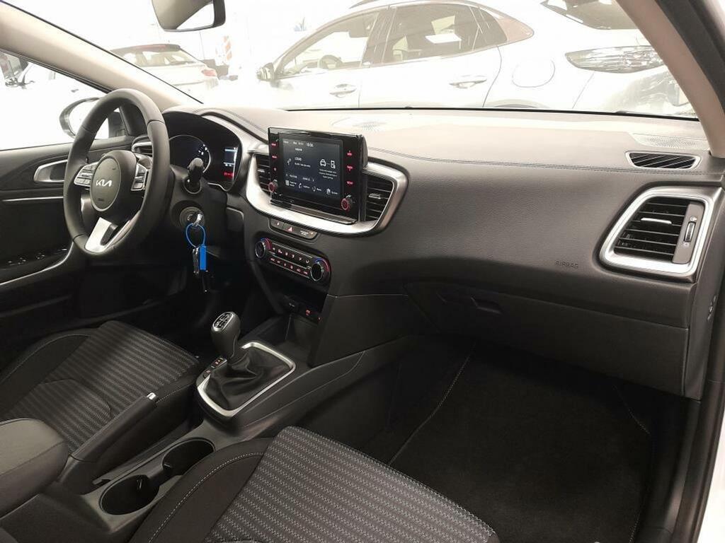 Kia Ceed 1.0 T-GDi 88kW (120CV) Drive 120 CV // 29.500 km