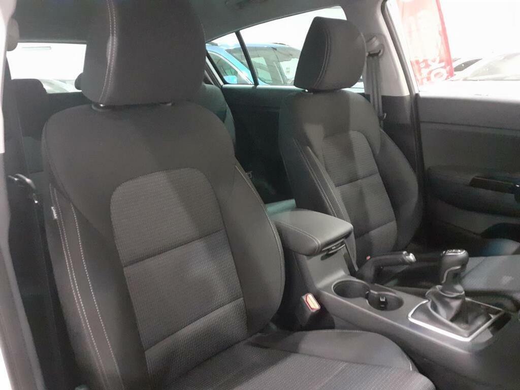 Kia Sportage 1.6 GDi 97kW (132CV) Black Edition 4x2 // 68.952 km