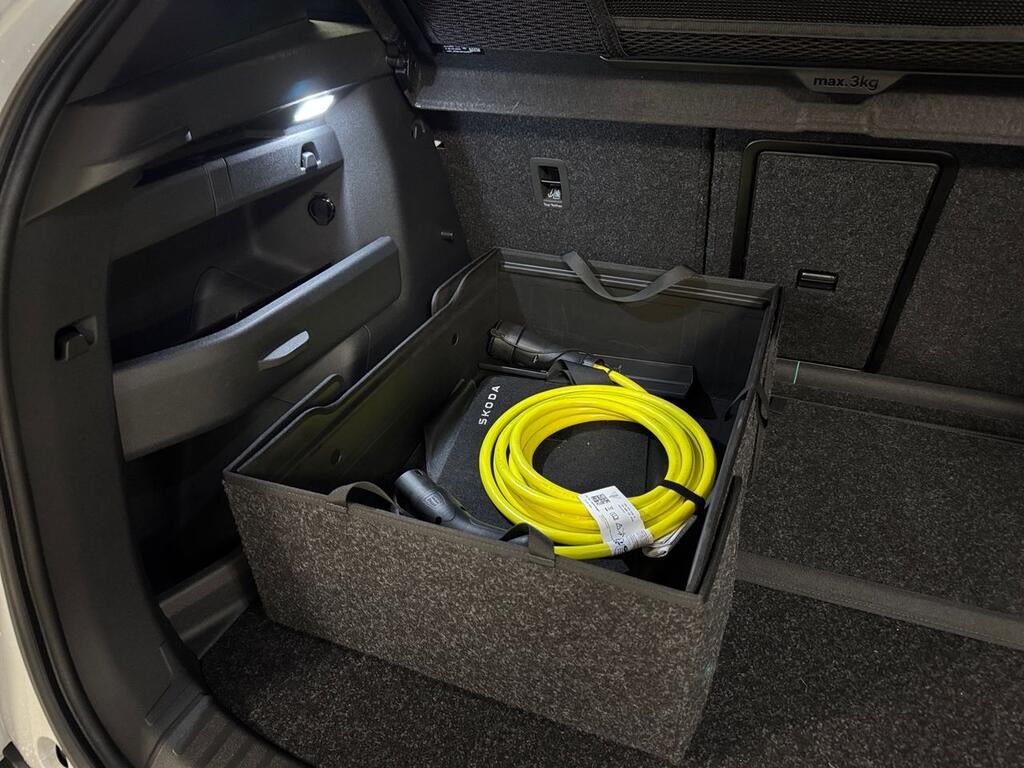 Skoda Elroq 210 kW (CV) 82 kWh (77 kwh neta) Sportline // 1.313 km