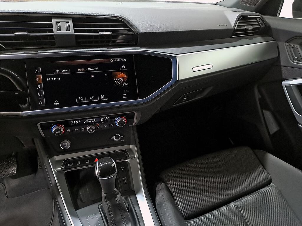 Audi Q3 45 TFSI 169kW S tronic Quattr Black Line // 35.200 km