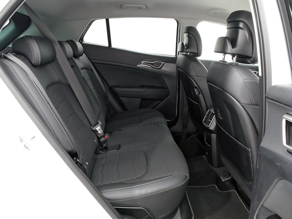 Kia Sportage 1.6 CRDi MHEV 100kW (136CV) Tech 4x2 DCT // 64.610 km