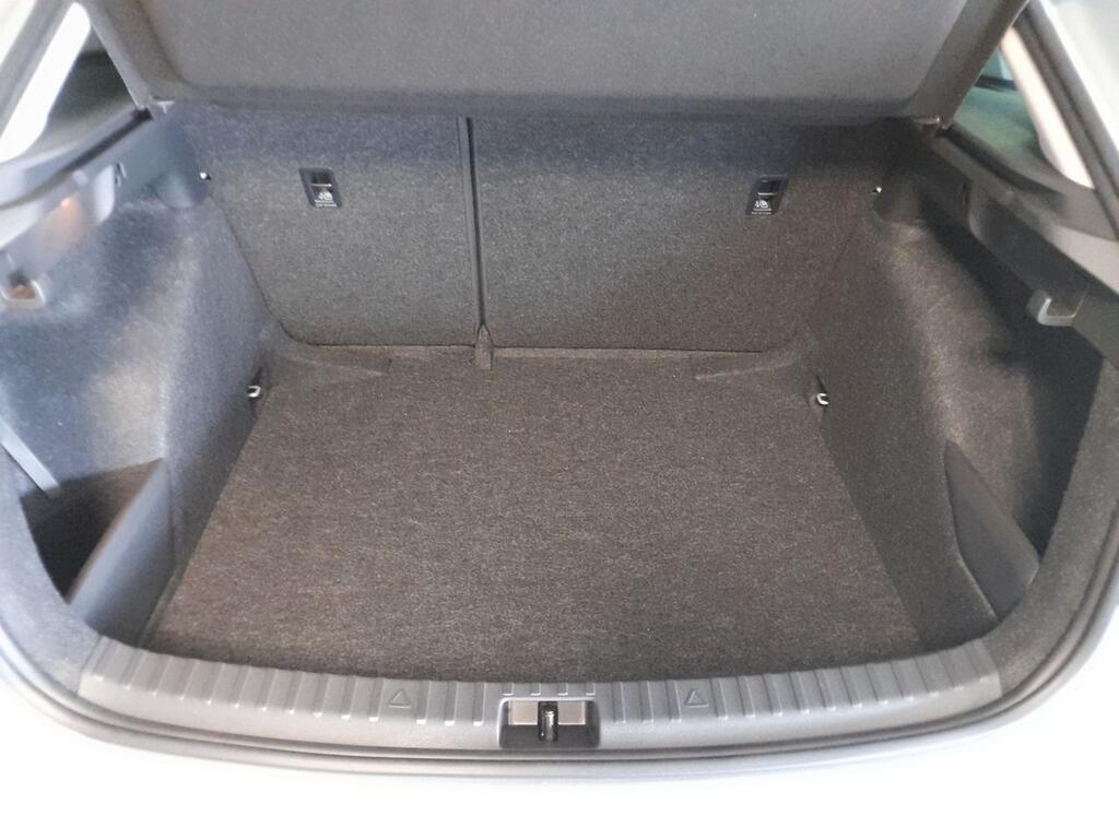 Skoda Scala 1.0 TSI 85KW (115 CV) SELECTION // 1 km