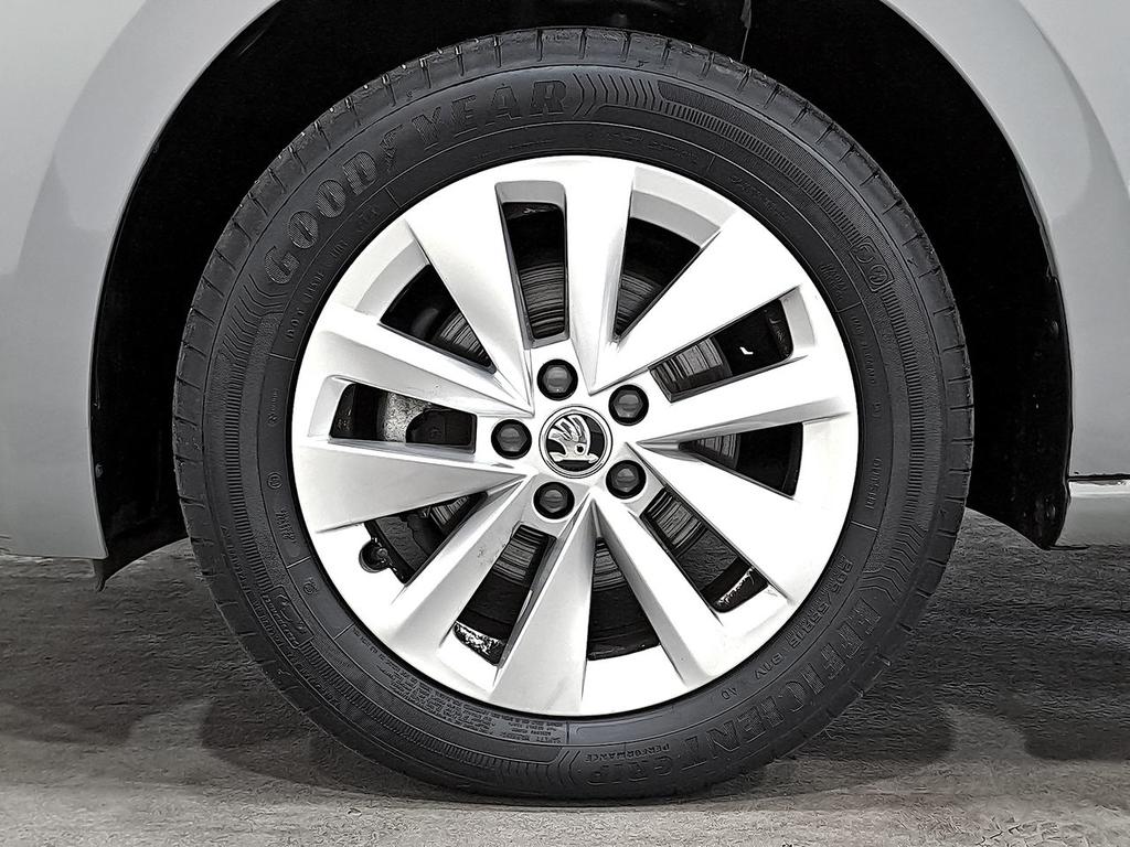 Skoda Scala 1.0 TSI 81KW (110 CV) Ambition 110 CV