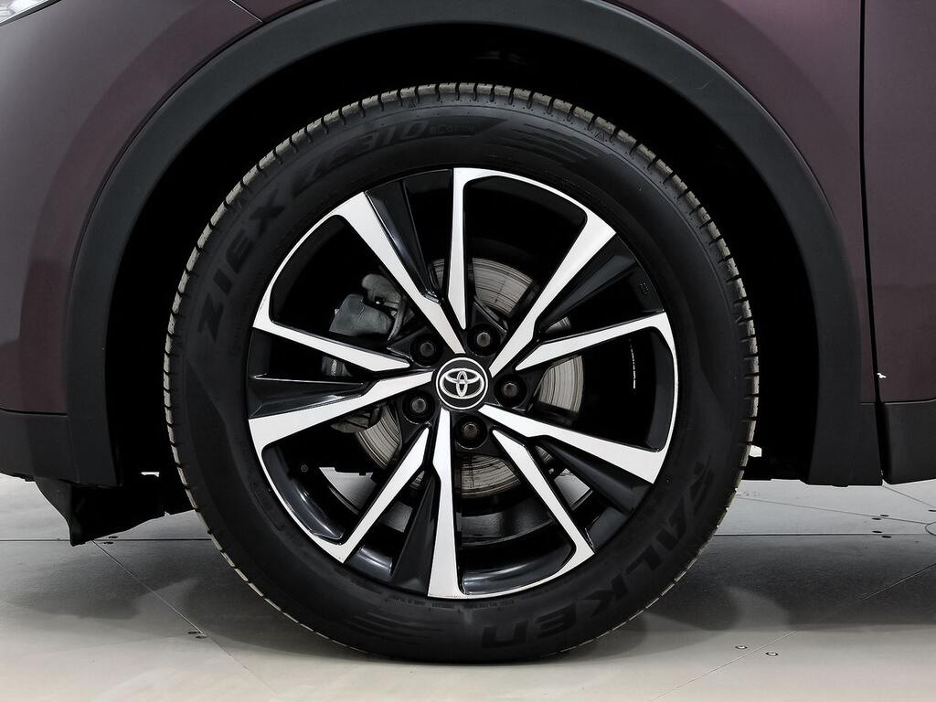 Toyota C-HR 1.8 140H Advance // 48.965 km