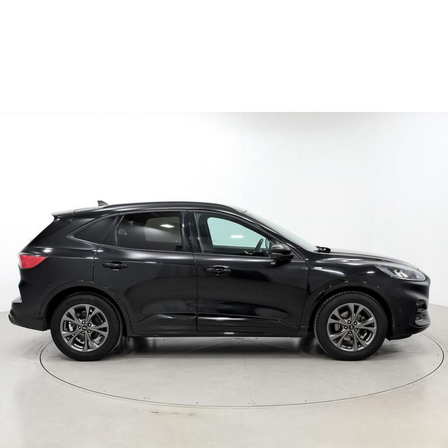 Ford Kuga ST-Line 1.5T EcoBoost 110kW (150CV) // 42.298 km