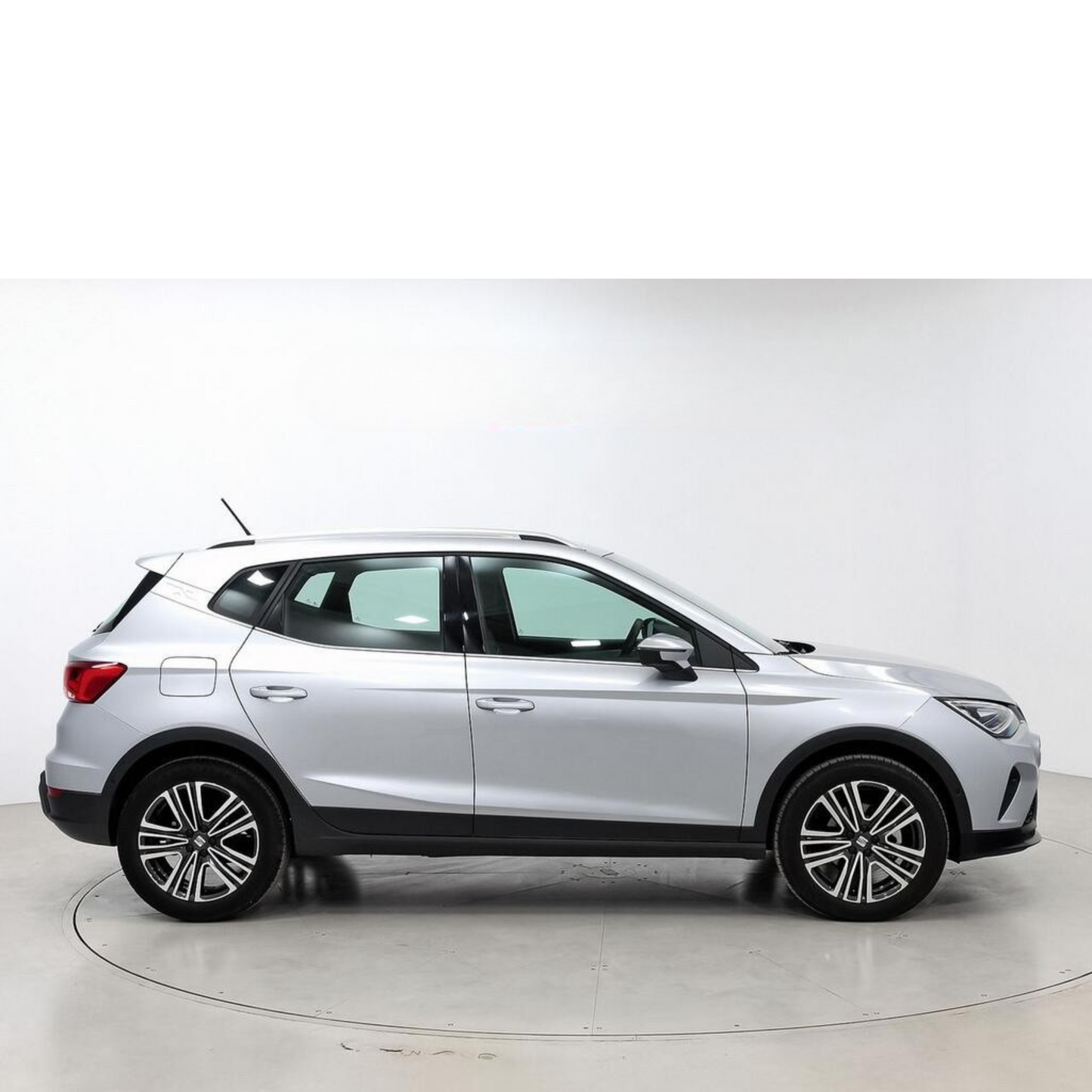 SEAT Arona 1.0 TSI 85kW (115CV) FR XM  //  12.154 km