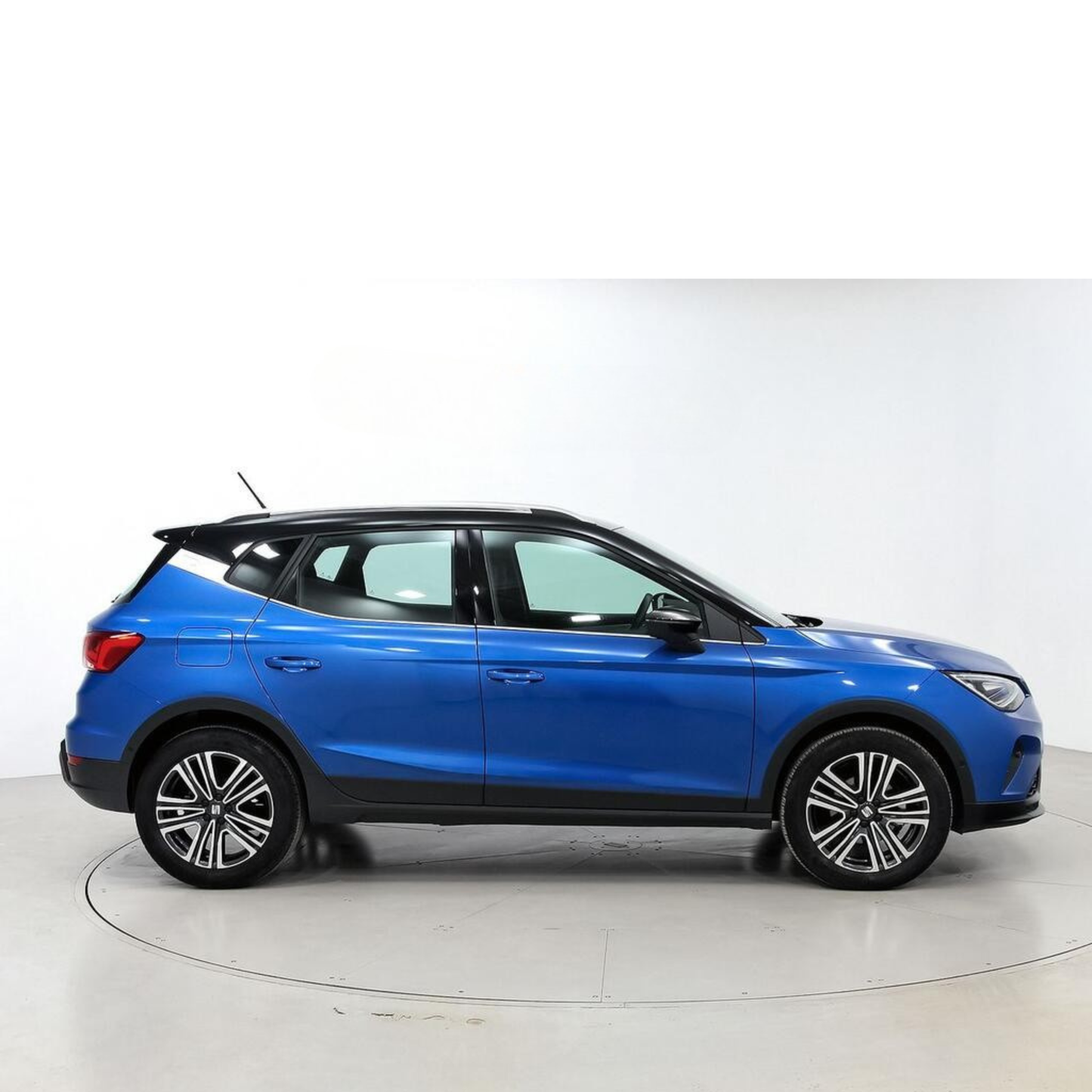 SEAT Arona 1.0 TSI 85kW (115CV) FR XM  //  14.366 km