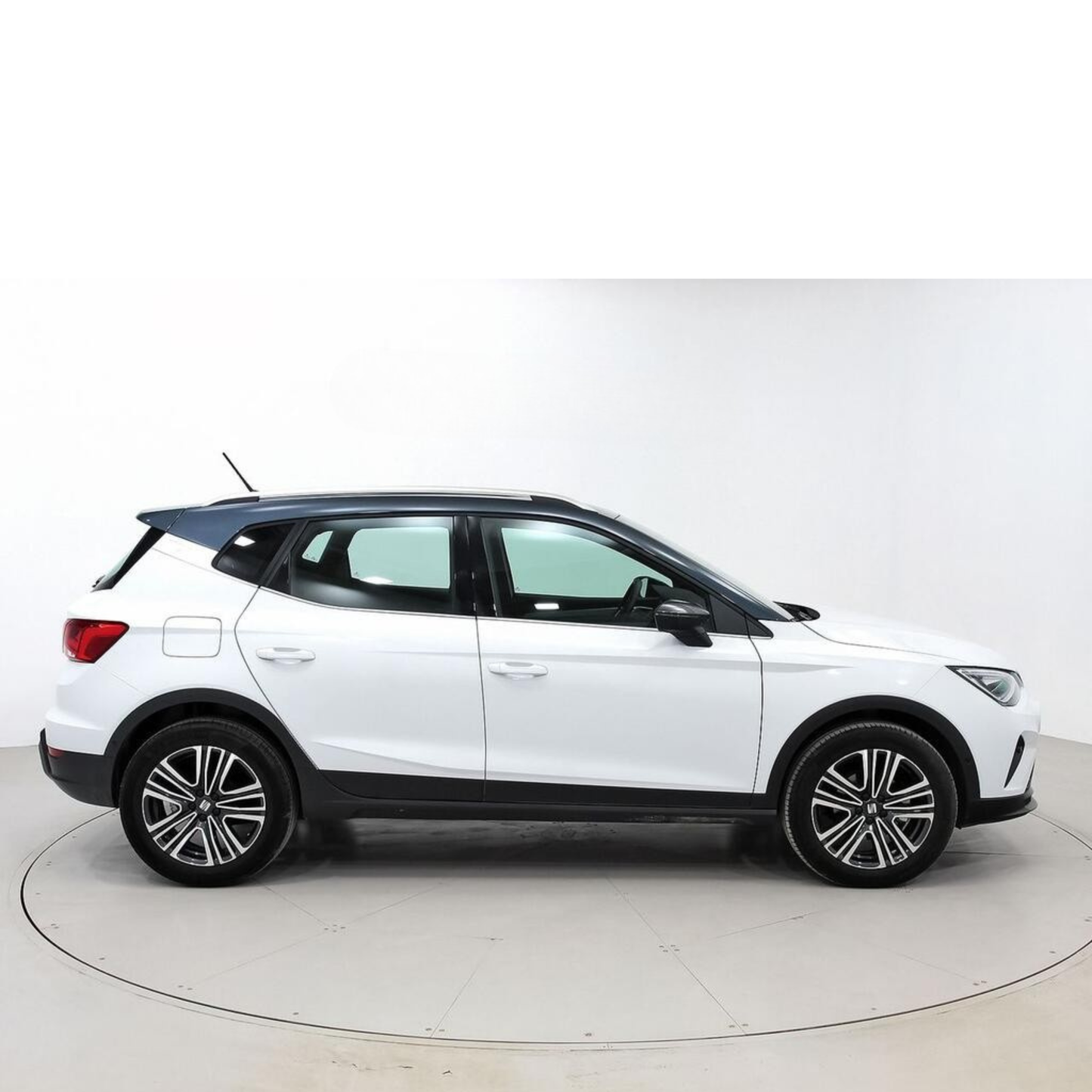 SEAT Arona 1.0 TSI 85kW (115CV) FR XM  //  18.004 km