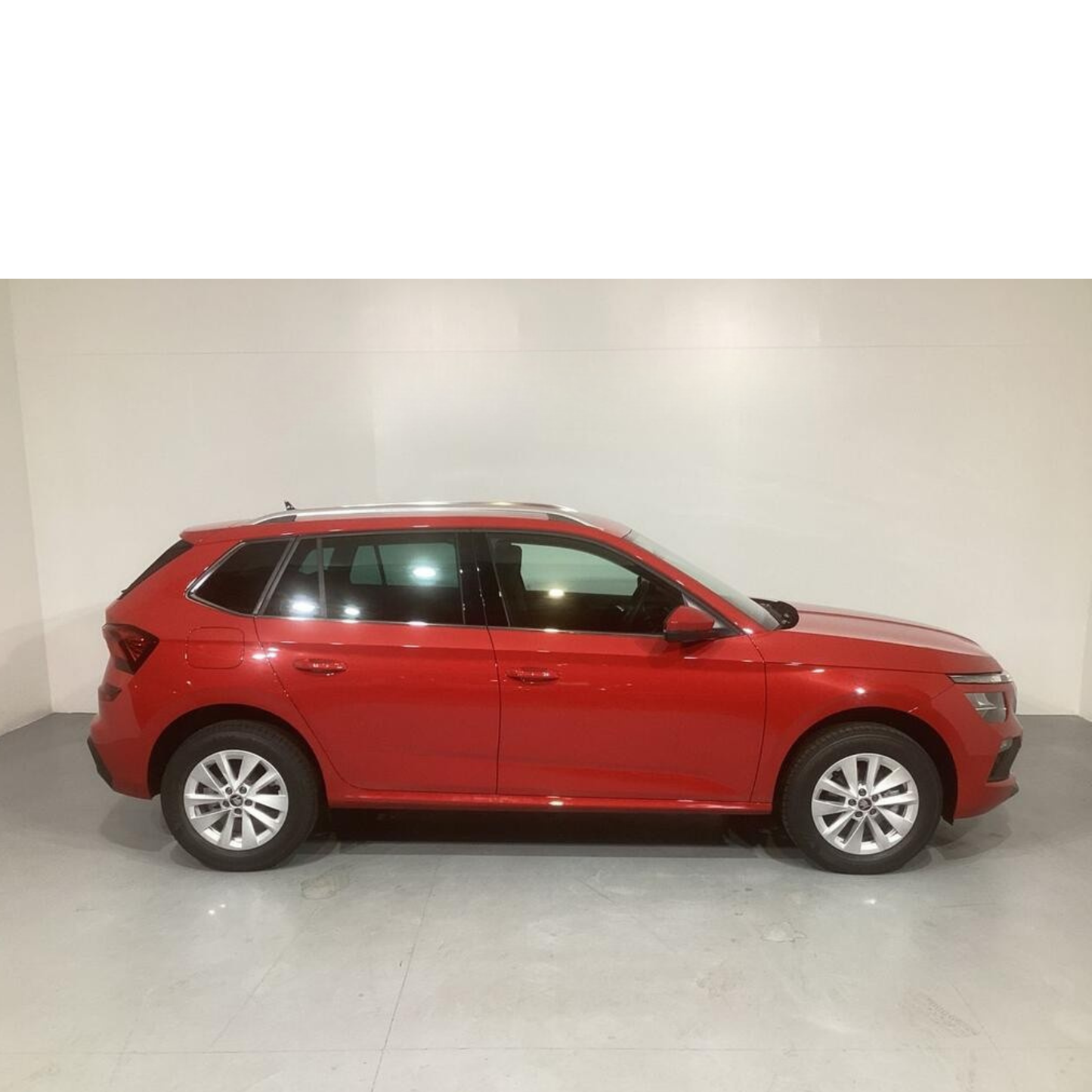 Skoda Kamiq 1.0 TSI 85kW (115CV) DSG SELECTION 115 CV // 1 km