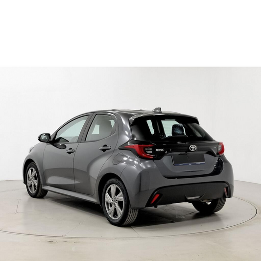 Toyota Yaris 1.5 120H Active Plus // 29.868 km