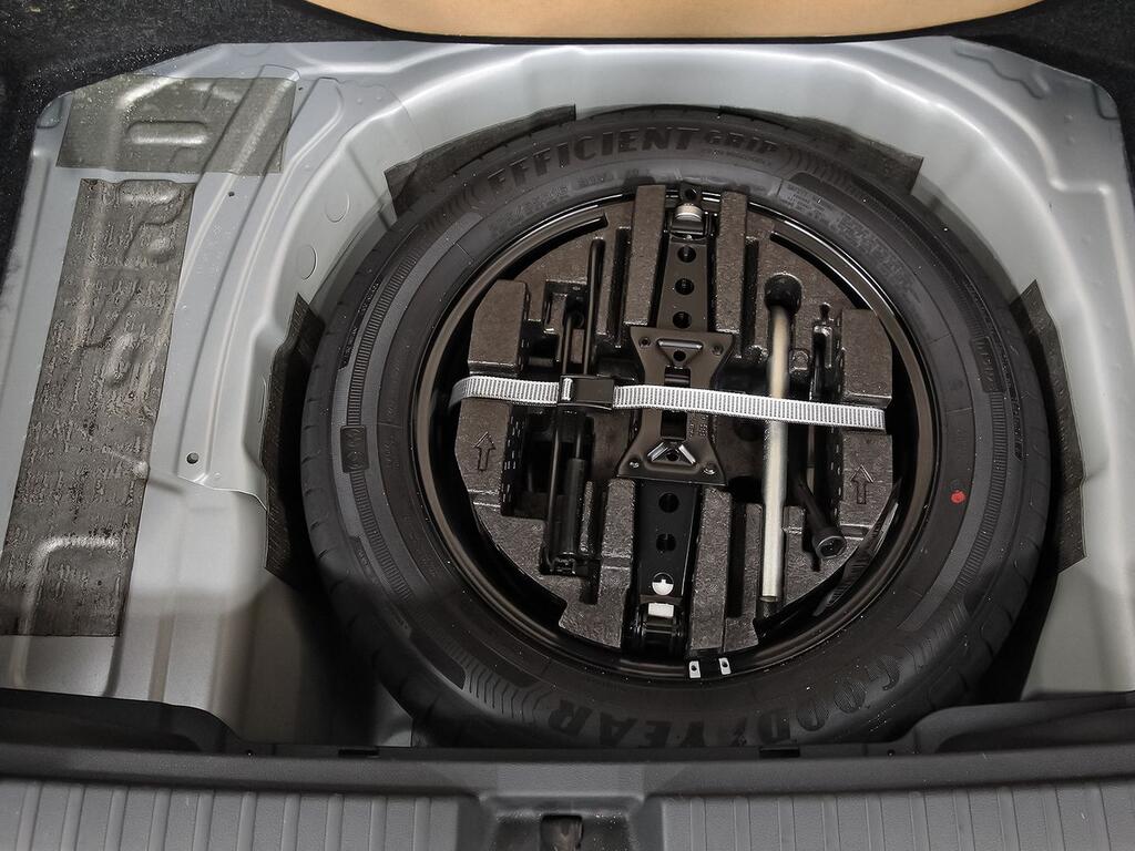 Skoda Kamiq 1.0 TSI 85kW (115CV) DSG SELECTION // 25.043 km