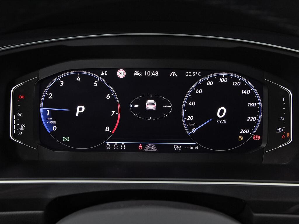 Volkswagen Tiguan R-Line 1.5 TSI 110kW (150CV) DSG // 56.395 km