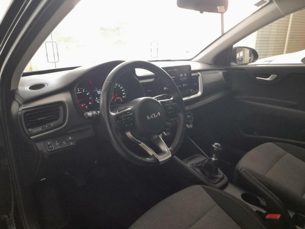 Kia Stonic 1.0 T-GDi 74kW (100CV) MHEV iMT Concept // 30.000 km
