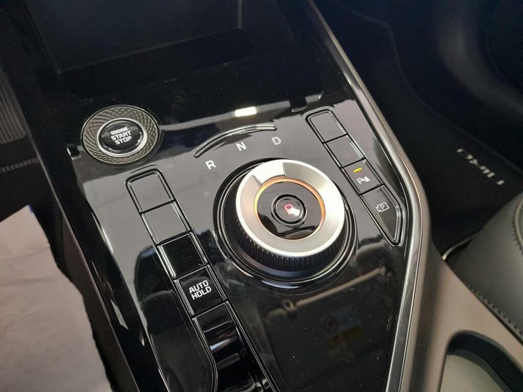 Kia Niro 1.6 GDi HEV 95kW (129CV) Drive 129 CV // 1 km