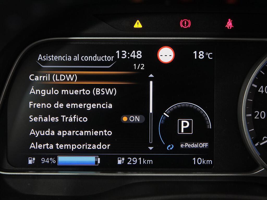 Nissan Leaf 40kWh Acenta 150 CV // 5 km